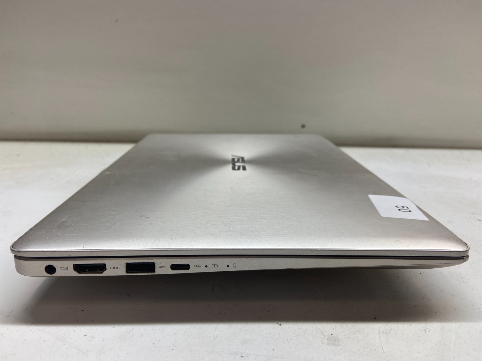 Asus Zenbook UX331U Intel Core i5-8250U 1.6GHz 8GB NO HDD