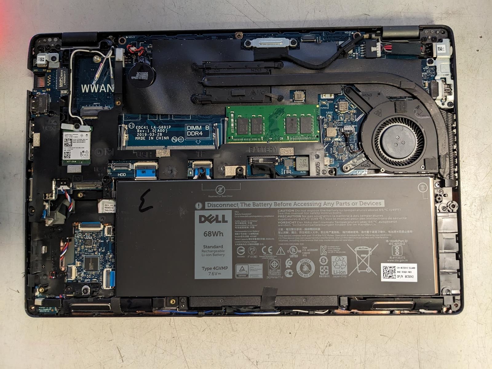 DELL LATITUDE 5400 i7-8665U @ 1.90GHz, 8GB RAM, NO HDD/OS – (FOR PARTS)