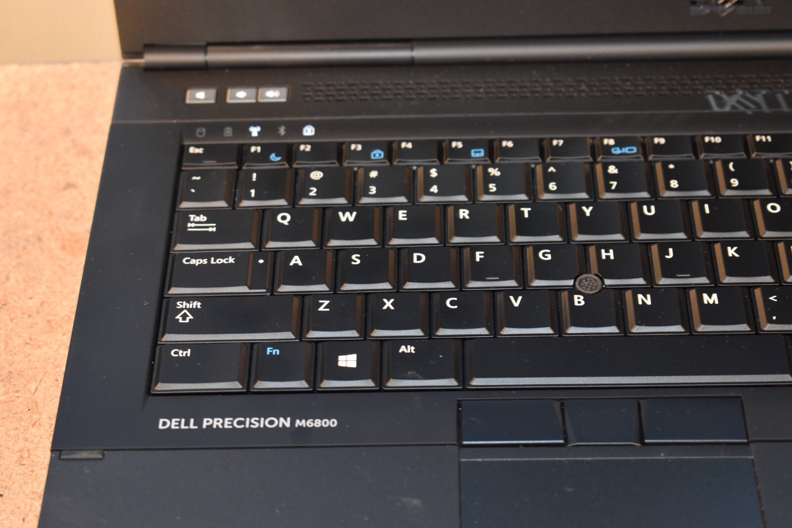 Dell Precision M6800 Quad Core i7-4810QM 16GB 256GB SSD Windows 7 NVidia K3100M