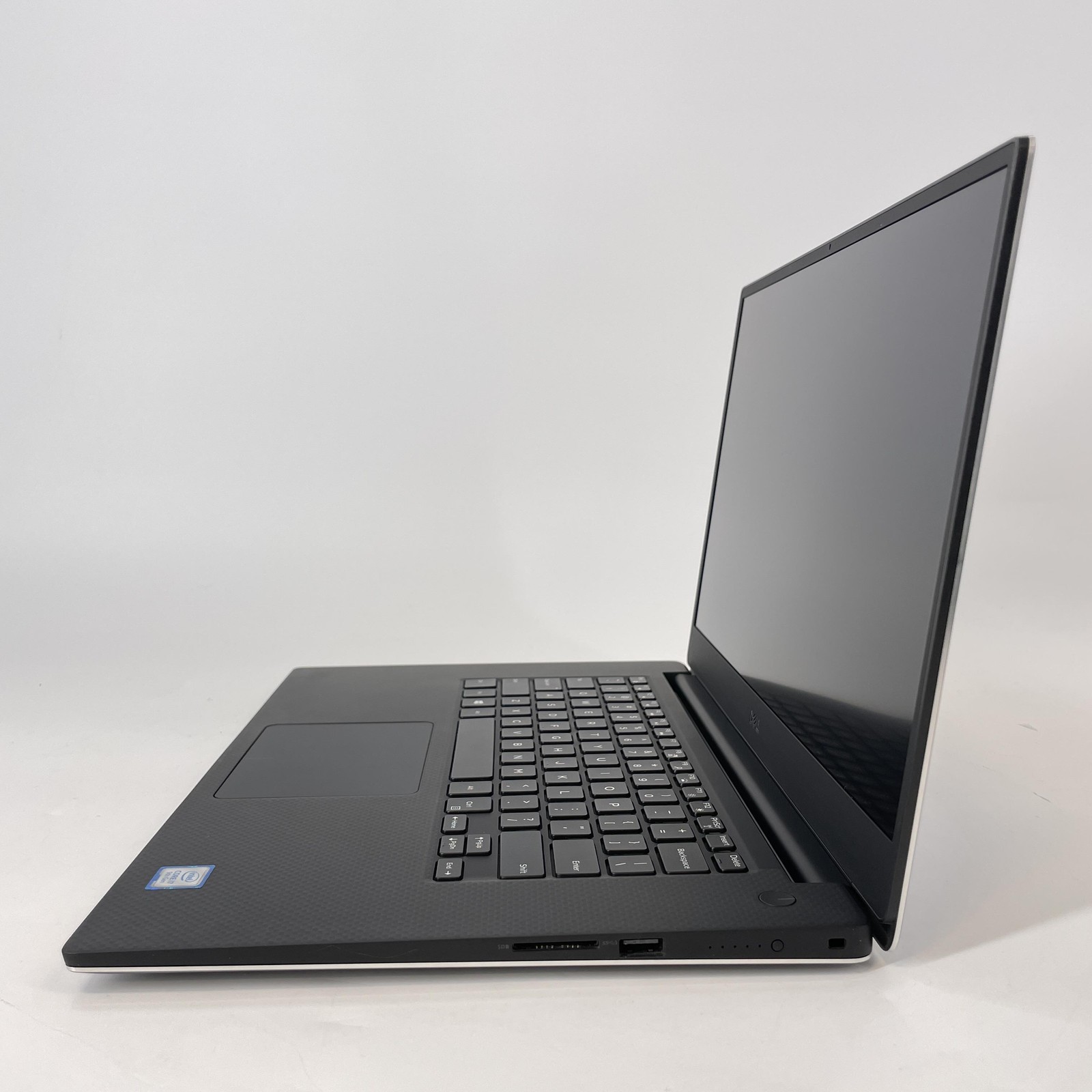 Dell Precision 5540 15.6 FHD i7-9850H 2.60GHz 8GB 1TB SSD Quadro T1000 Very Good