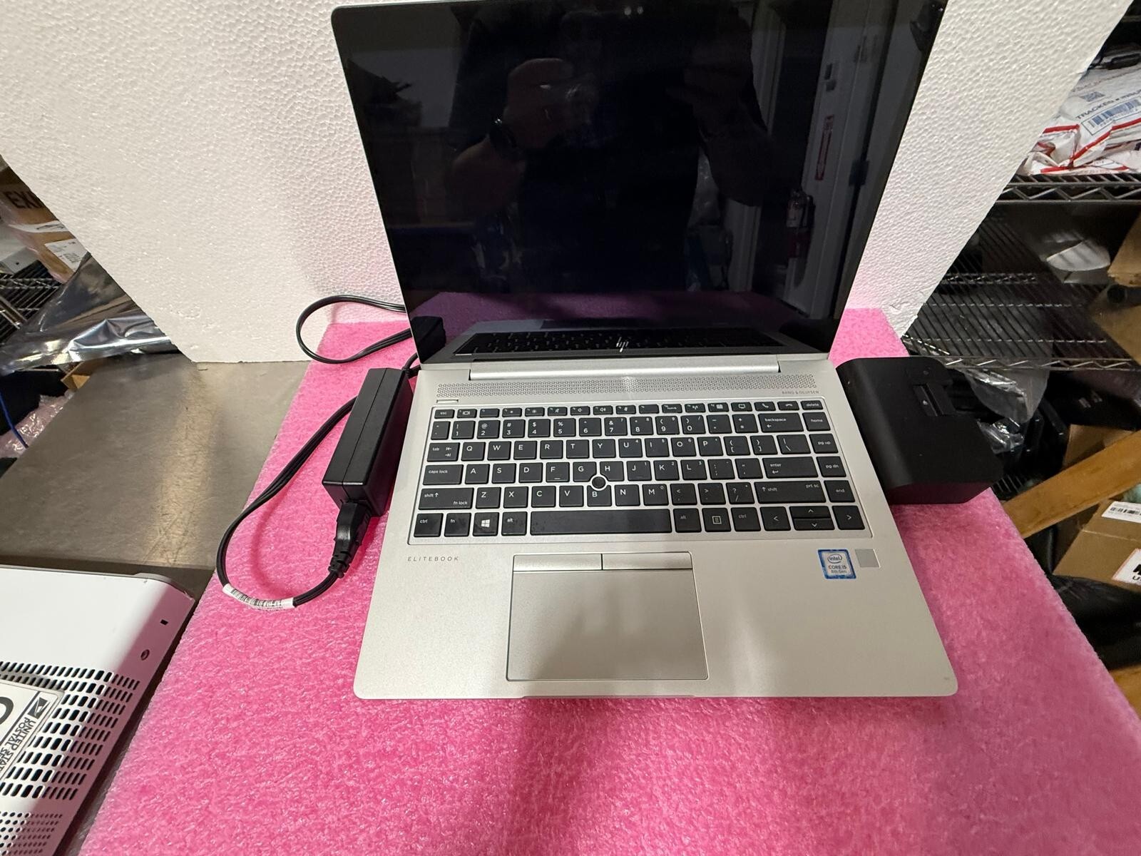 HP EliteBook 840 G5 i5 8Gen. 8GB RAM 256GB SSD With Docking Station