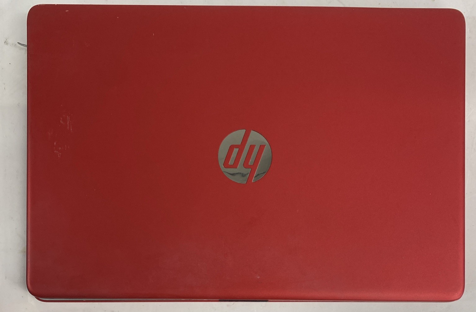 HP Laptop 15-DW1083WM 15.6″ Pentium Gold | Unknown RAM | SSD – Broken Hinge READ