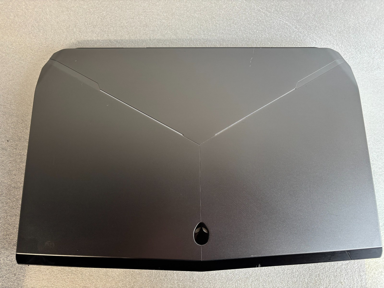 ALIENWARE 17 R3 GAMING i7-6700HQ 2.6GHZ RAM 8GB SSD 512GB NVIDIA GTX 970M