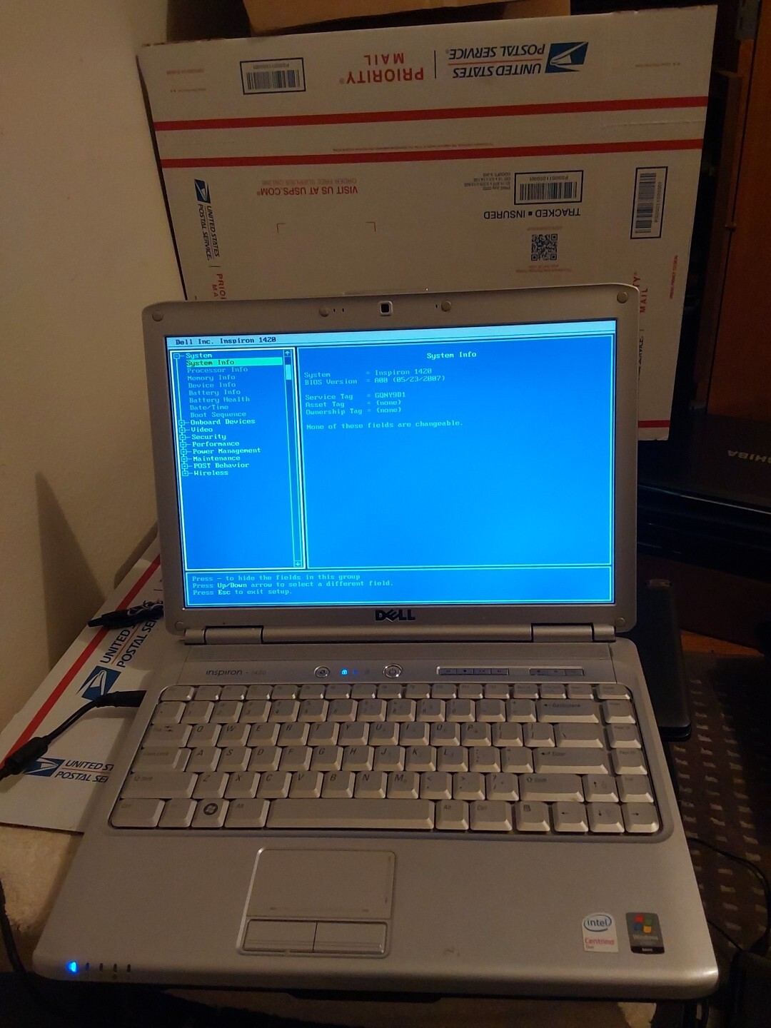 Vintage Dell Inspiron 1420 14″ Laptop Intel Core 2 Duo T5450 1.66GHz 2GB Boots