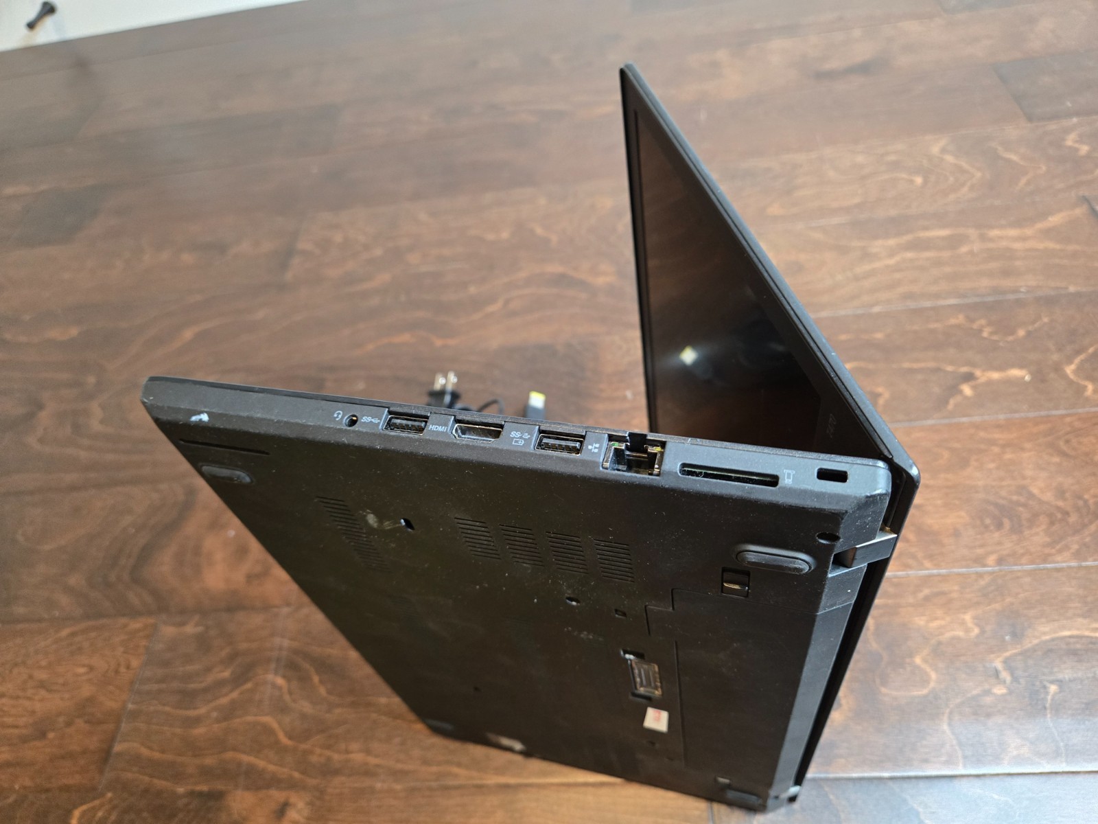 Lenovo ThinkPad T470 Laptop Core i5 7200U 2.5GHz 8GB RAM 256GB nVme W11P Charger