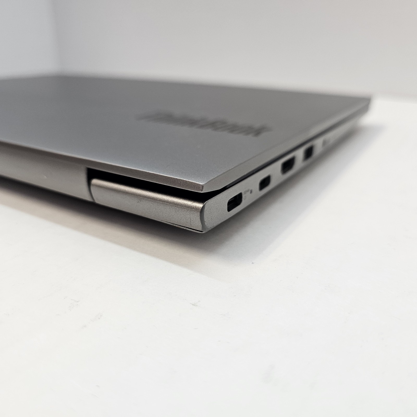 Lenovo ThinkBook 14 G2 14″ Intel i7-1165G7 24GB 256GB Windows 11 Home – Grade A