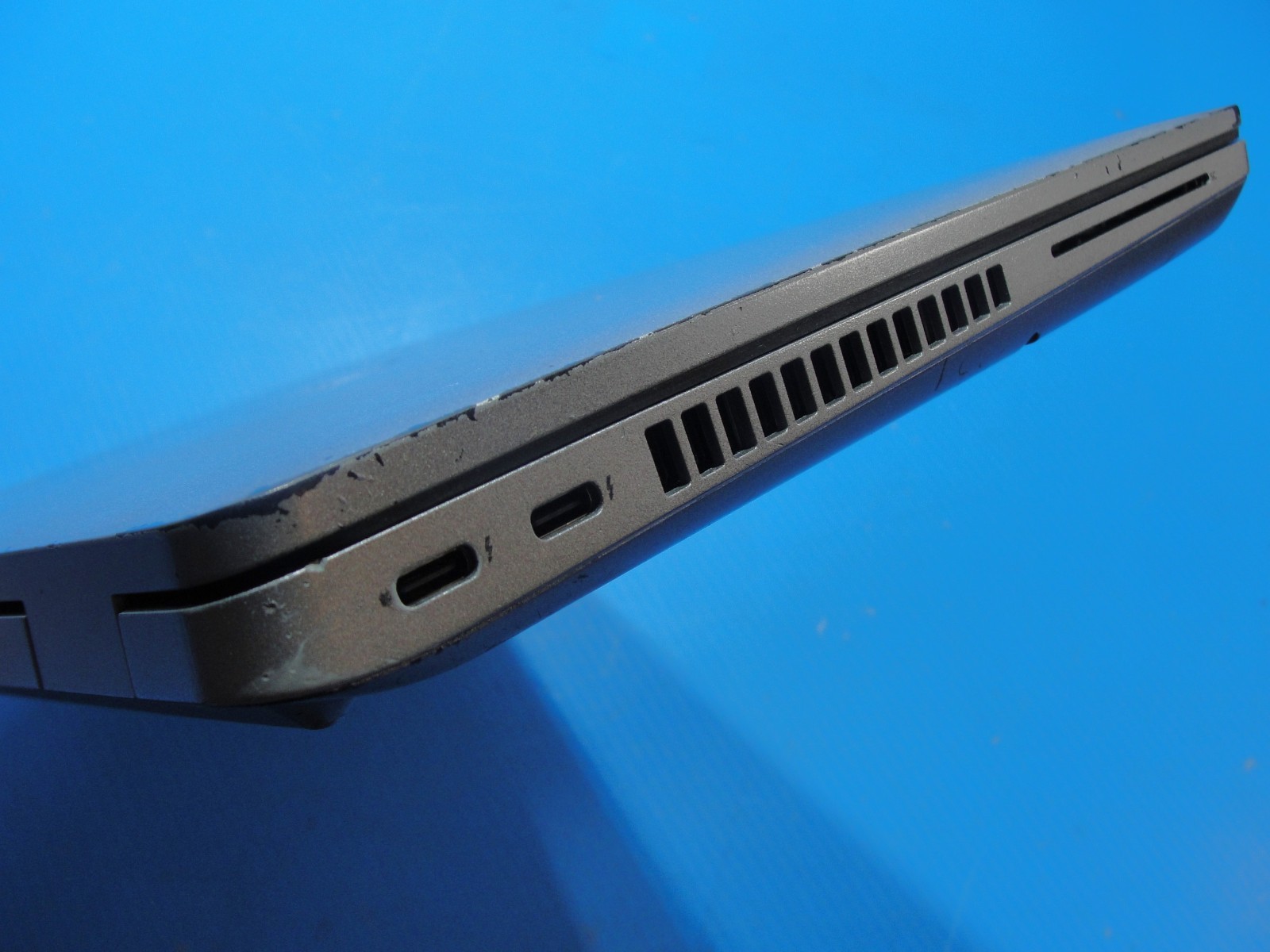 Dell Latitude 5431 14″FHD Intel i7-1270P 16GB RAM 2.2GHz 256GB SSD Win 11 Pro