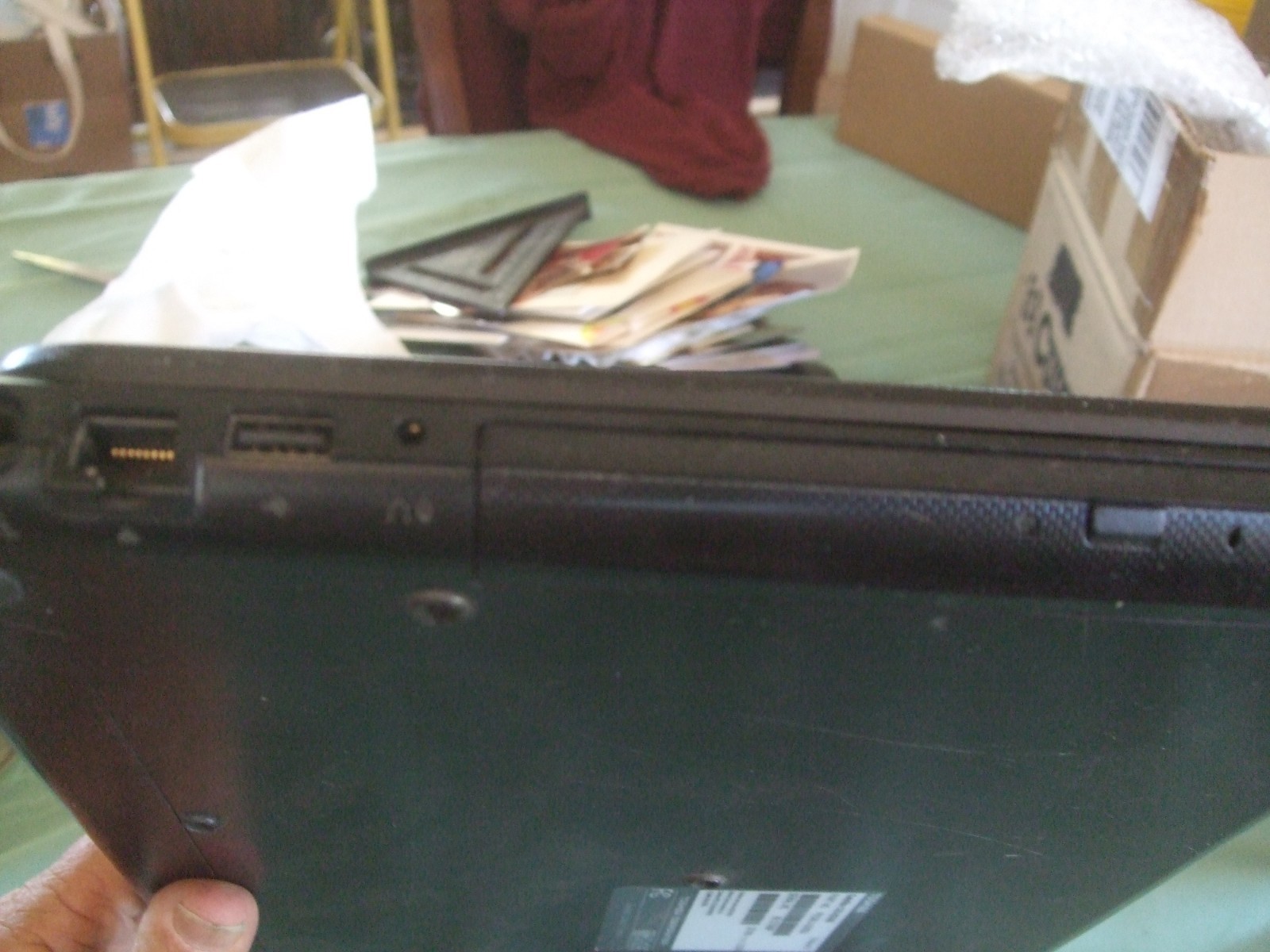 Toshiba Satellite C55-B5300 15.6″ no HD Intel N2840 2.58GHz 2.1GHZ 4GB DVD-PARTS