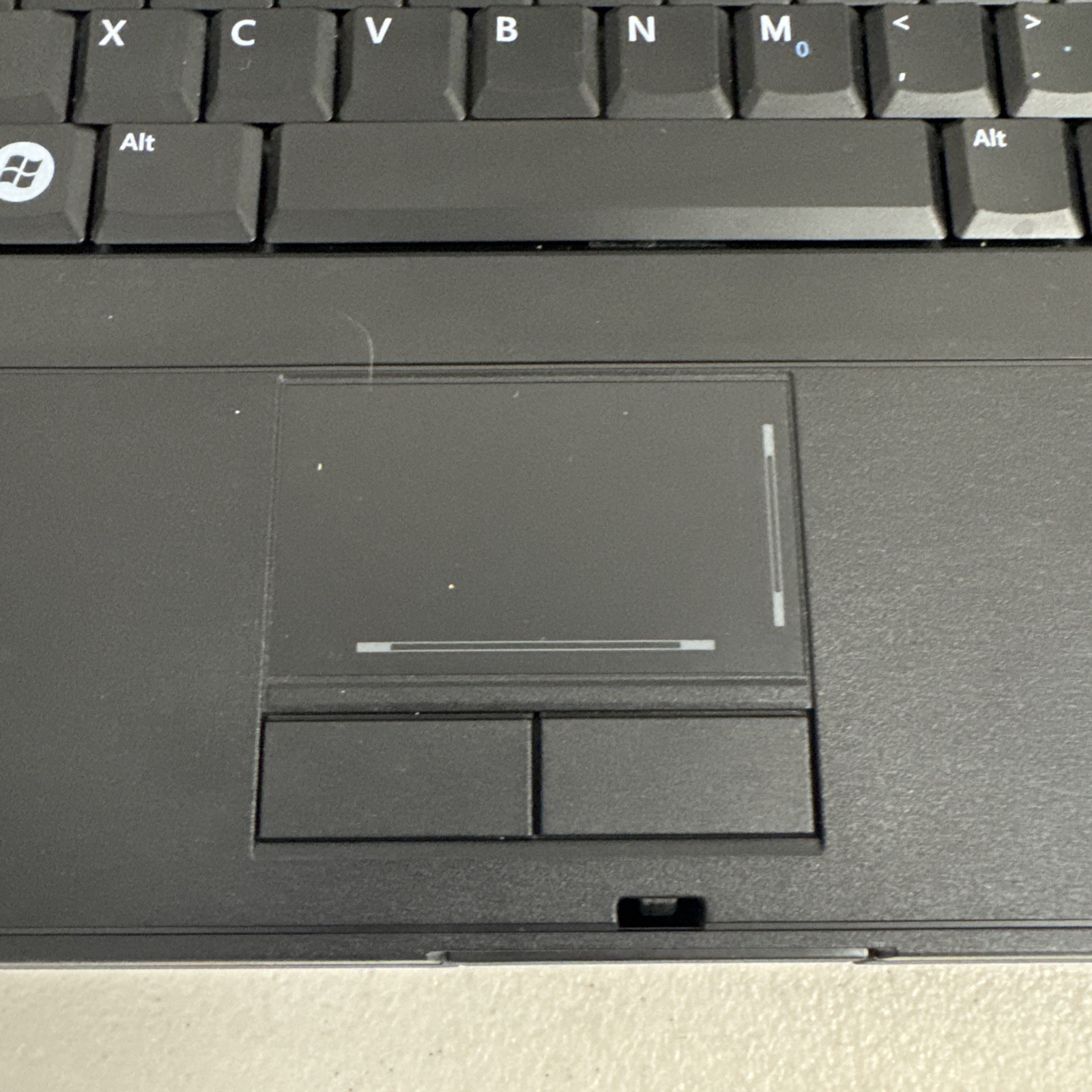 Dell Latitude E5500 Laptop Intel Centrino Windows Untested