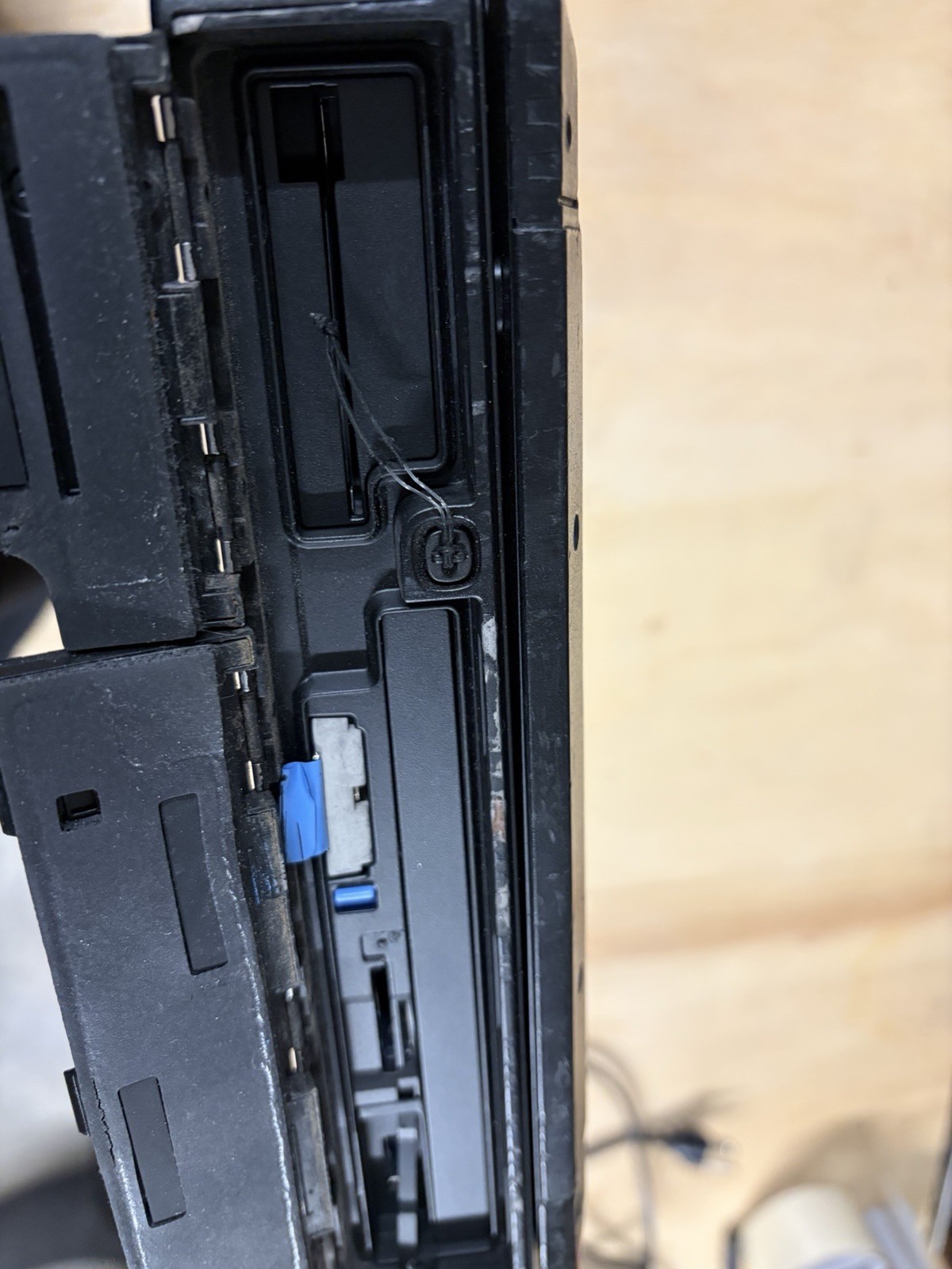 Dell Latitude 7424 Rugged Extreme i3-7130U 16GB 256GB NVMe Read