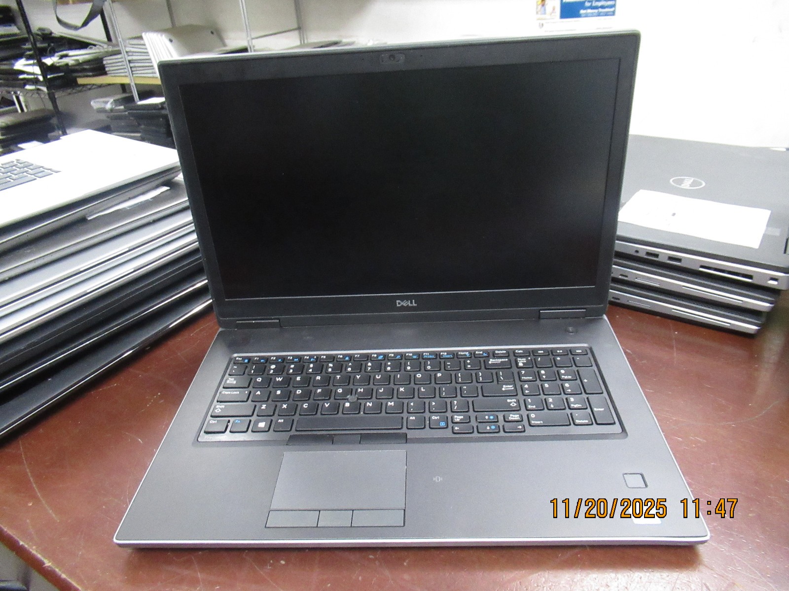 Dell Precision 7740 17.3″ 2.60GHz i7-9750H 32GB 500GB M2SSD WX 3200 Laptop w/ AC