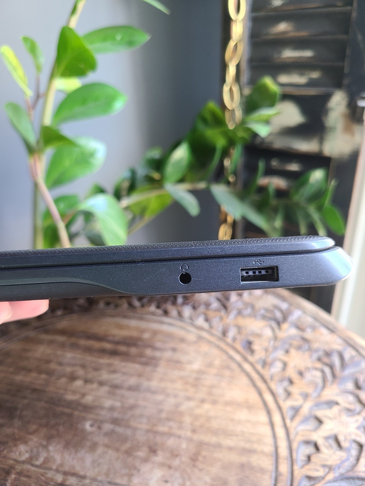 Samsung Chromebook 3 XE500C13 Broken Screen Powers On Parts Repair No Charger
