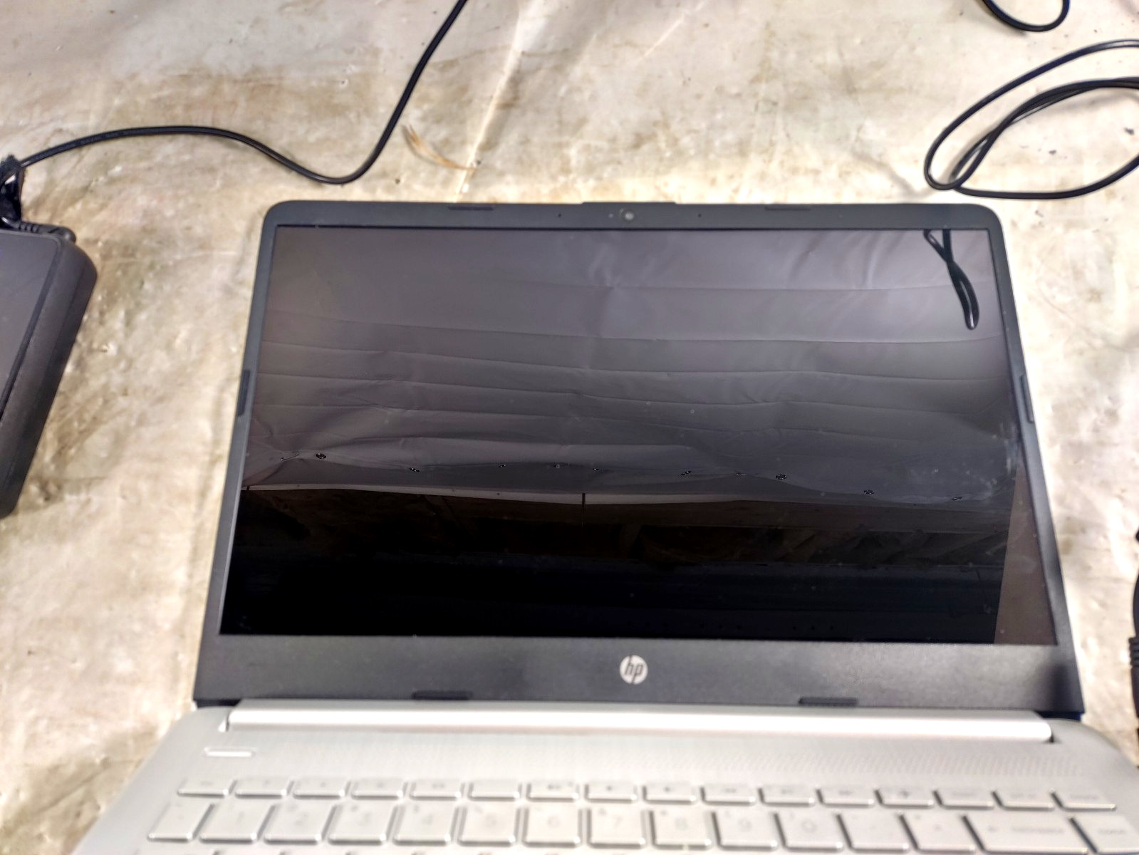 HP Laptop 14-FQ0051NR 14″ AMD Ryzen 3 3250U 2.6GHz 8GB RAM 128GB SSD