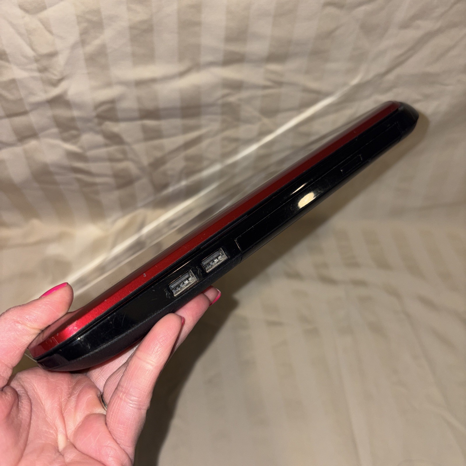 HP 15-r132wm 15.6″ Laptop Pentium N3540 2.16GHz 4GB Ram, No hdd, Boots to BIOS