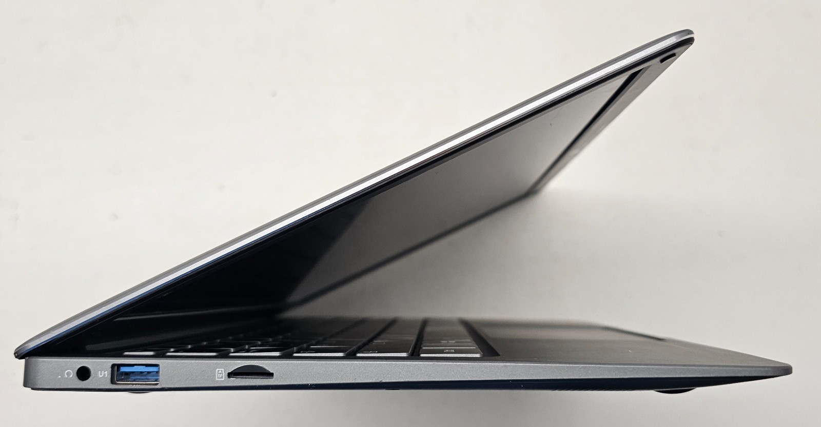 Jumper EZbook X3 13.3″ Laptop Intel NO RAM/HD/OS/POWER (FL)