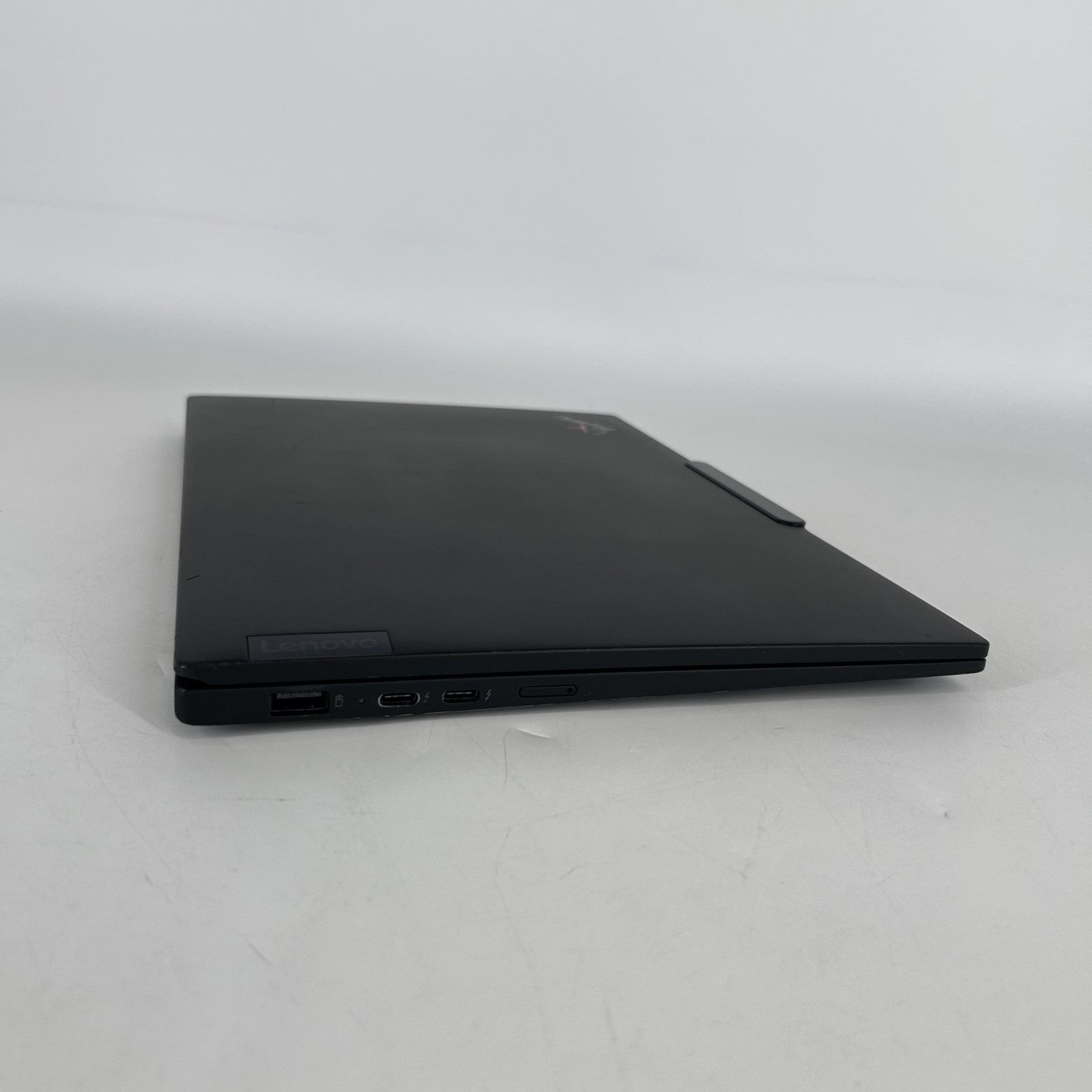 Lenovo ThinkPad X1 Carbon Gen 12 14 Black FHD+ 1.7 GHz Ultra 7 165U 32GB 512GB