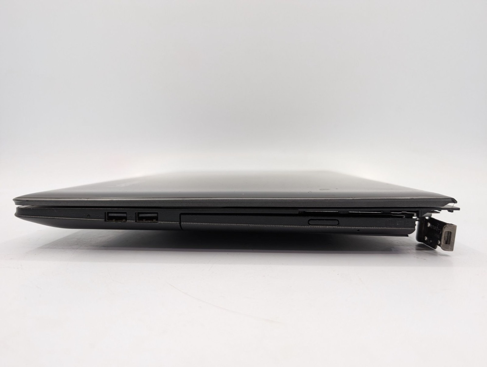 Lenovo Ideapad 310-15IKB 15.6″ Display Intel Core i5-7200U 2.50 GHz 4GB RAM