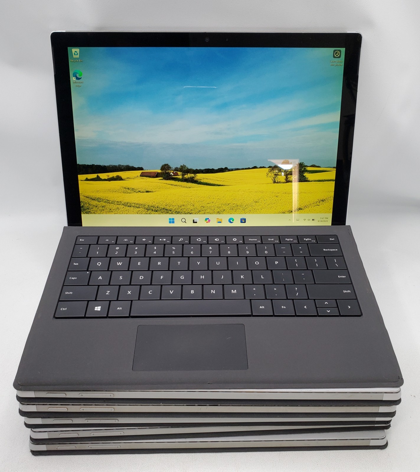 Microsoft Surface Pro 5 1796 12.3″ Core m3-Y730 1.00GHz 4GB RAM 128GB SSD Win 11
