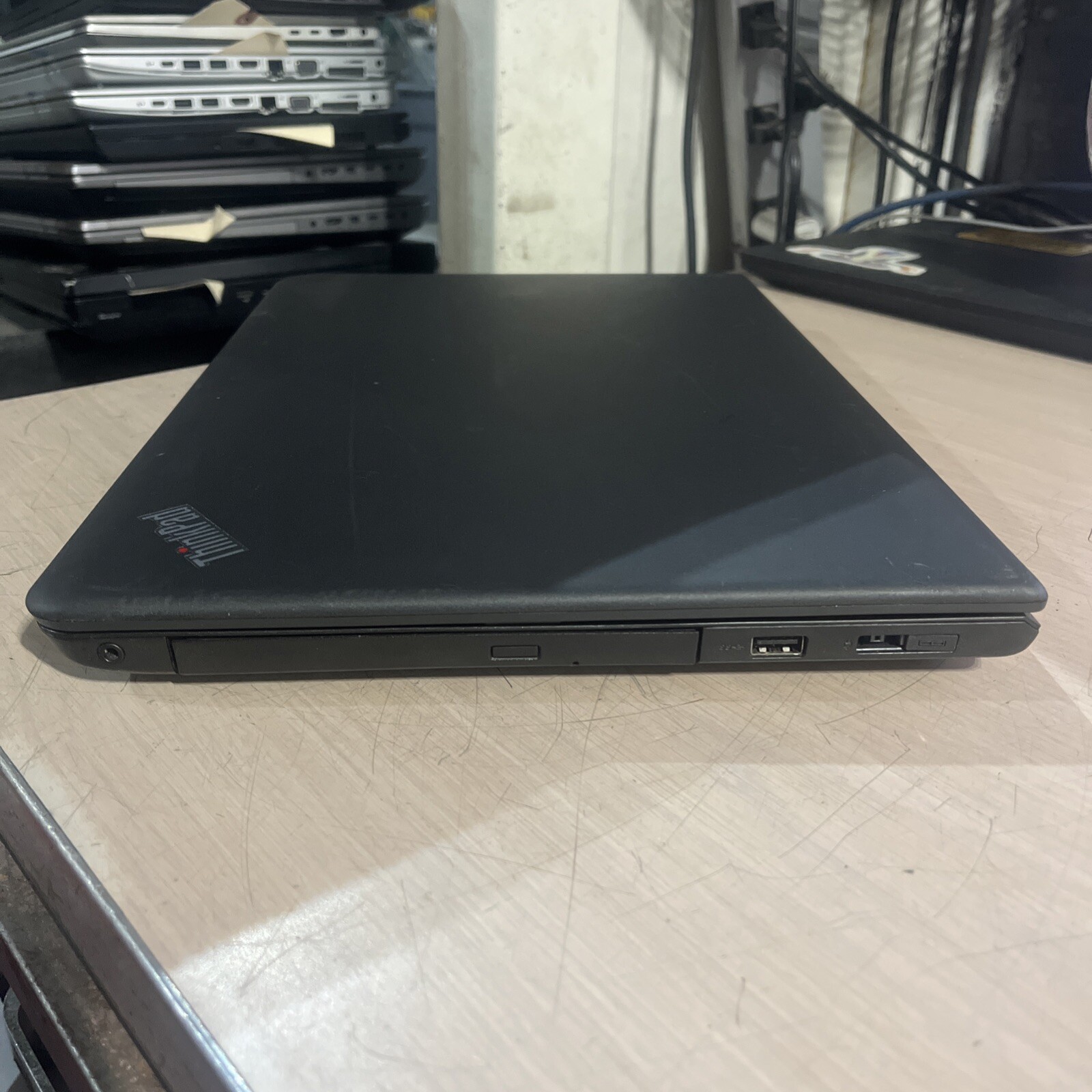 LENOVO THINKPAD E560 INTEL CORE I5 4GB RAM NO HD