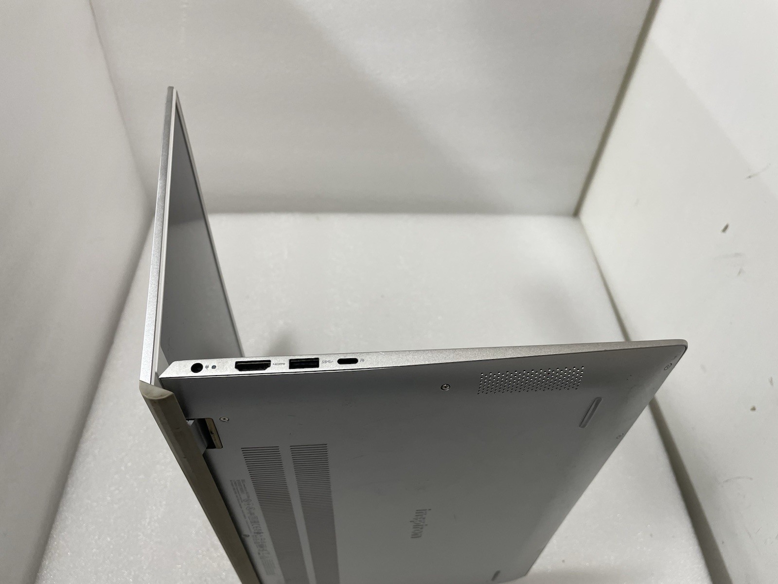Dell Inspiron 5502 256gb Nvme Win 11 Home i7-1165G7 4 Core 2.80ghz 8gb RAM HDMI