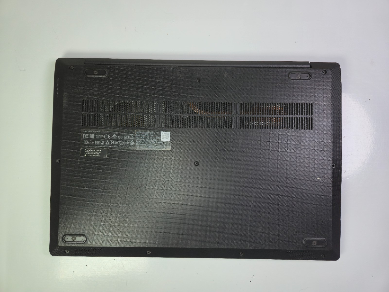 Lenovo IdeaPad S145-15AST 15.6″ AMD A6 Processor Windows 10