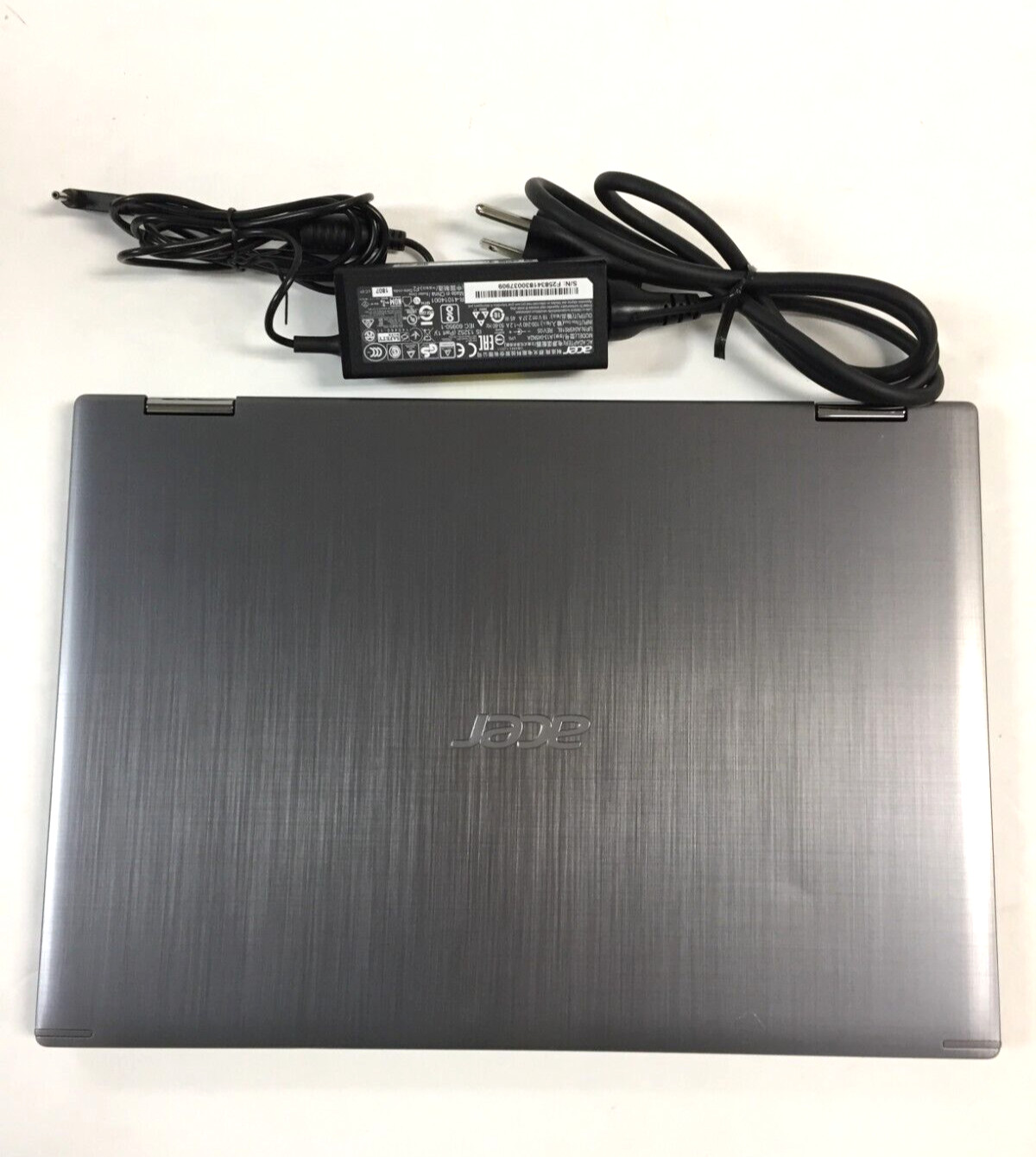 Acer Spin SP513-52N 13.3 Touchscreen Laptop/Intel i7-8550U/8GB RAM/256GB SSD/W10