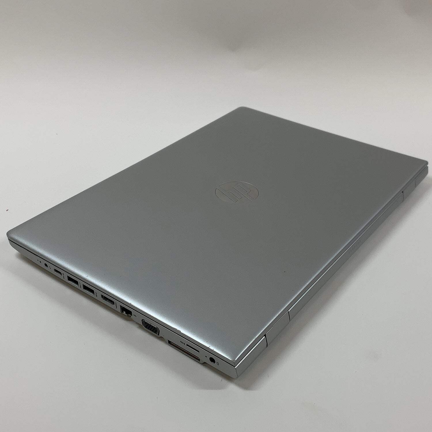 HP ProBook 650 G4 15.6″ i5-7200U 2.5GHz 16GB RAM 512GB SSD