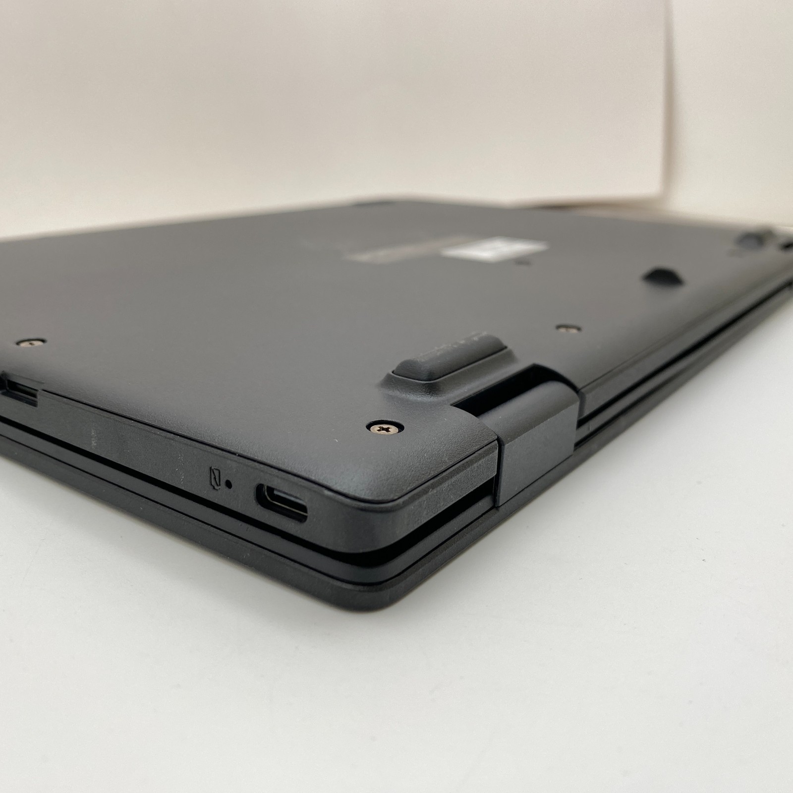CTL Chromebook PX141E – 14″ 8GB RAM 64GB SSD – Black – Very Good Condition