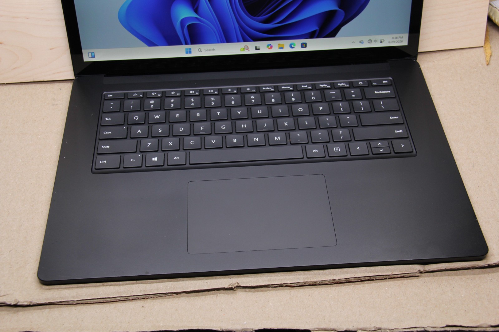 Microsoft Surface Laptop 3 15 AMD Ryzen 7 16GB RAM 512GB SSD – 2GB GFX *****READ