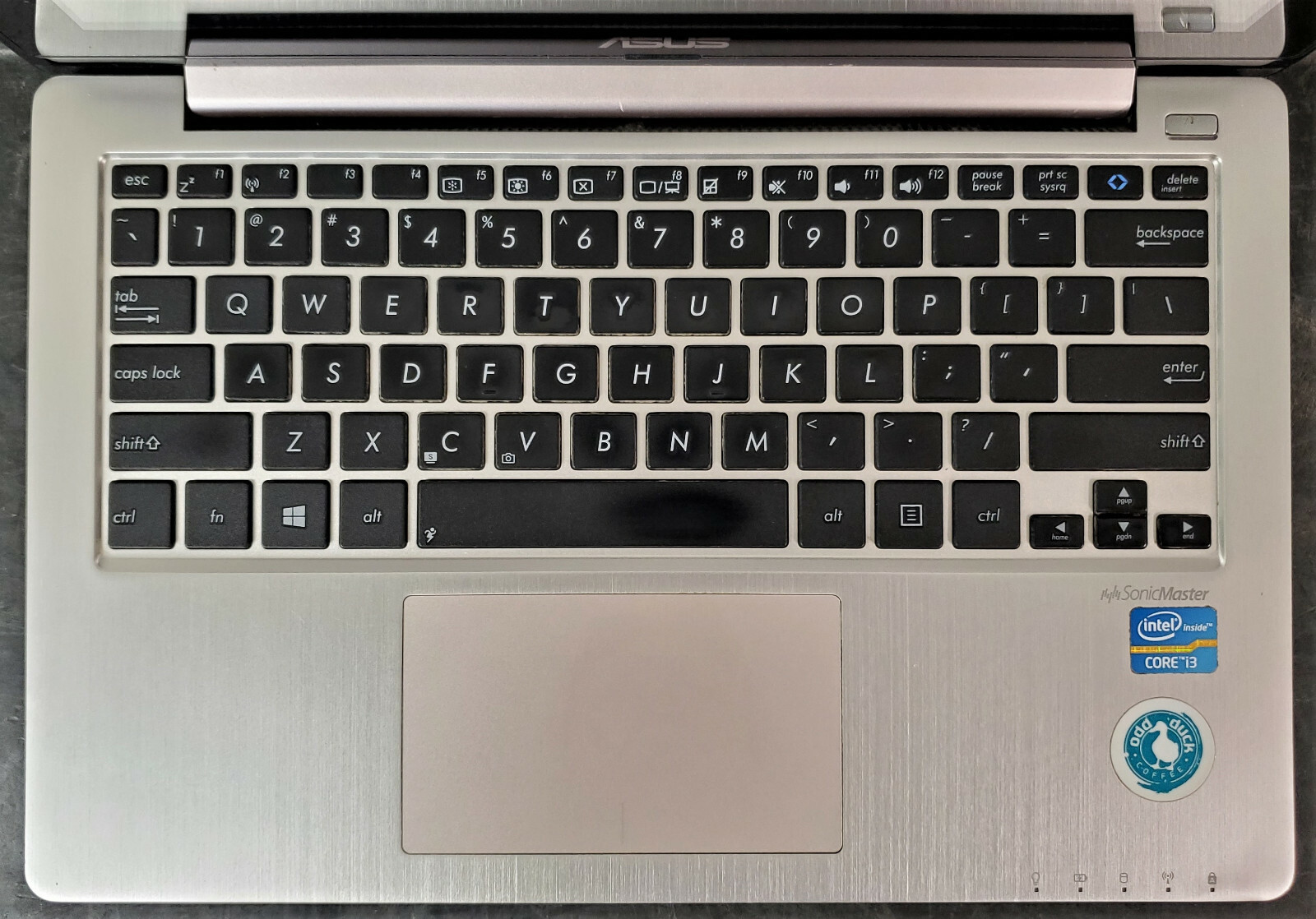 Asus X202E-DH31T Laptop **PARTS ONLY – AS IS**
