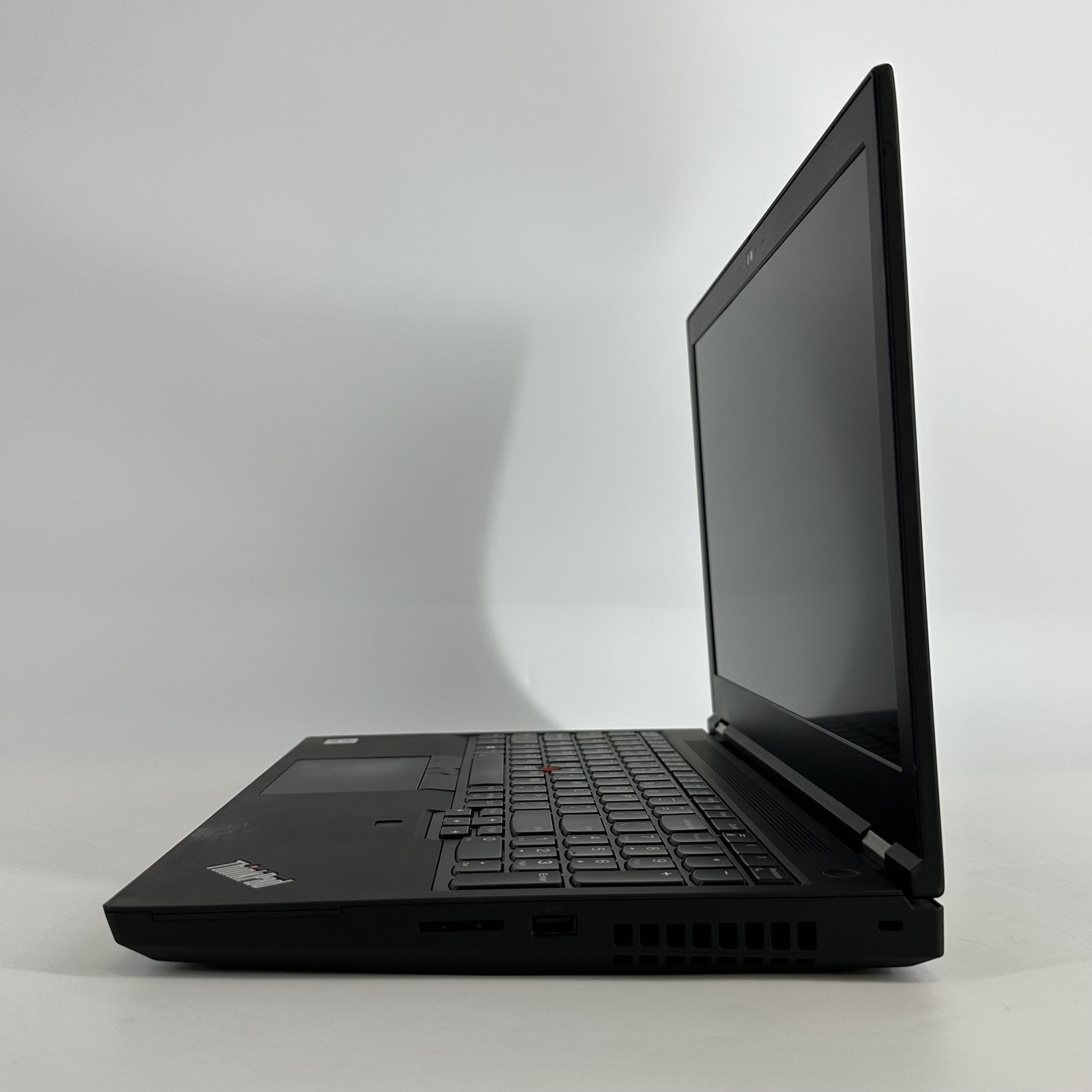 Lenovo ThinkPad P15 Gen 1 FHD i7-10750H 16GB 512GB SSD Quadro T2000 LCD BLEED
