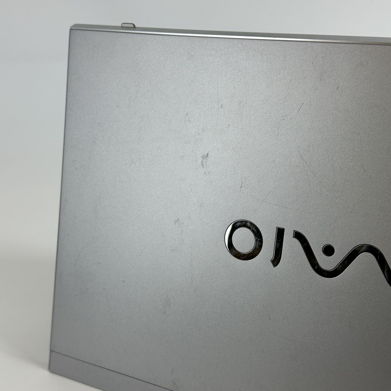 Vaio S13 13 Gray FHD i5-8250U 1.60GHz 8GB RAM 256GB SSD Good
