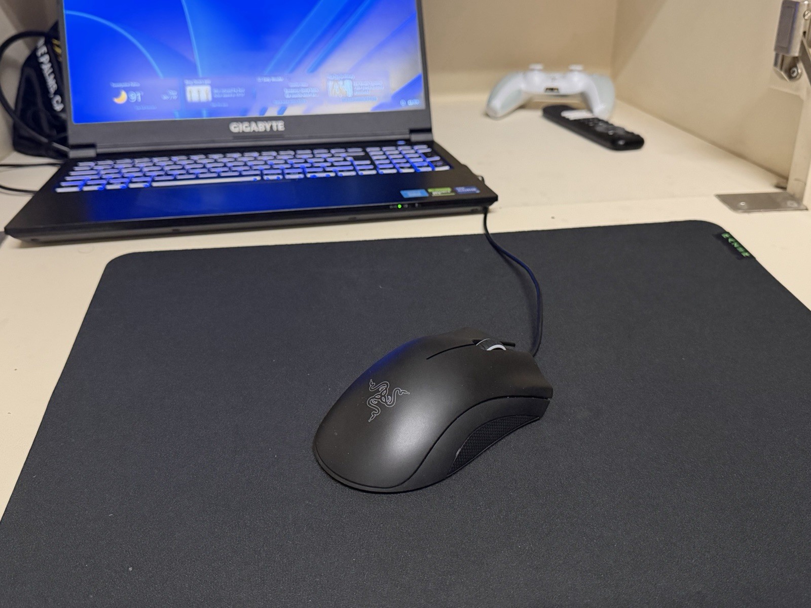 Razer Gaming Large/XL Non-Slip Computer Desk Mat Mouse Pad Black/Green