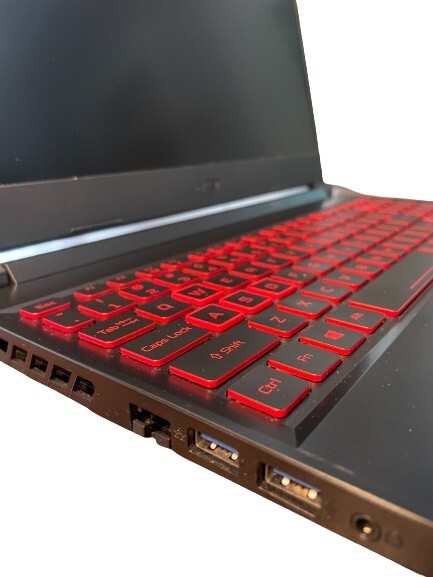 Acer Nitro 5 AN515-44-R99Q 15.6″ (256GB SSD, AMD Ryzen 5, 3.0GHz, 8GB RAM…)