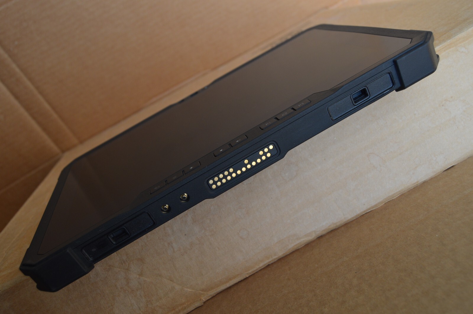 Dell Latitude Rugged Extreme Tablet 7220 i7-8665U 16GB 512GB SSD GPS
