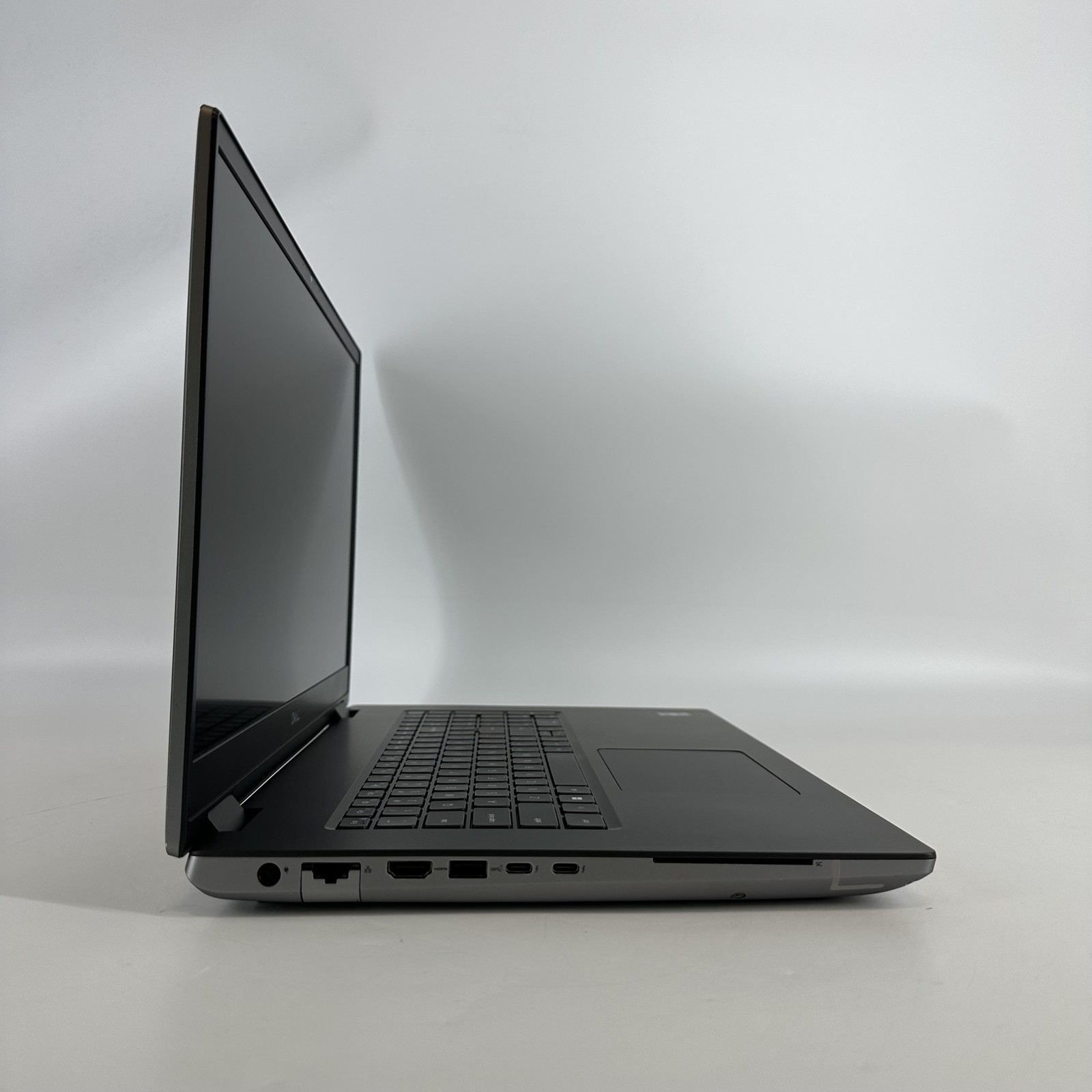 Dell Precision 7770 17.3 FHD 2.3 GHz i9-12950HX 64GB 1TB SSD RTX A5500 Good