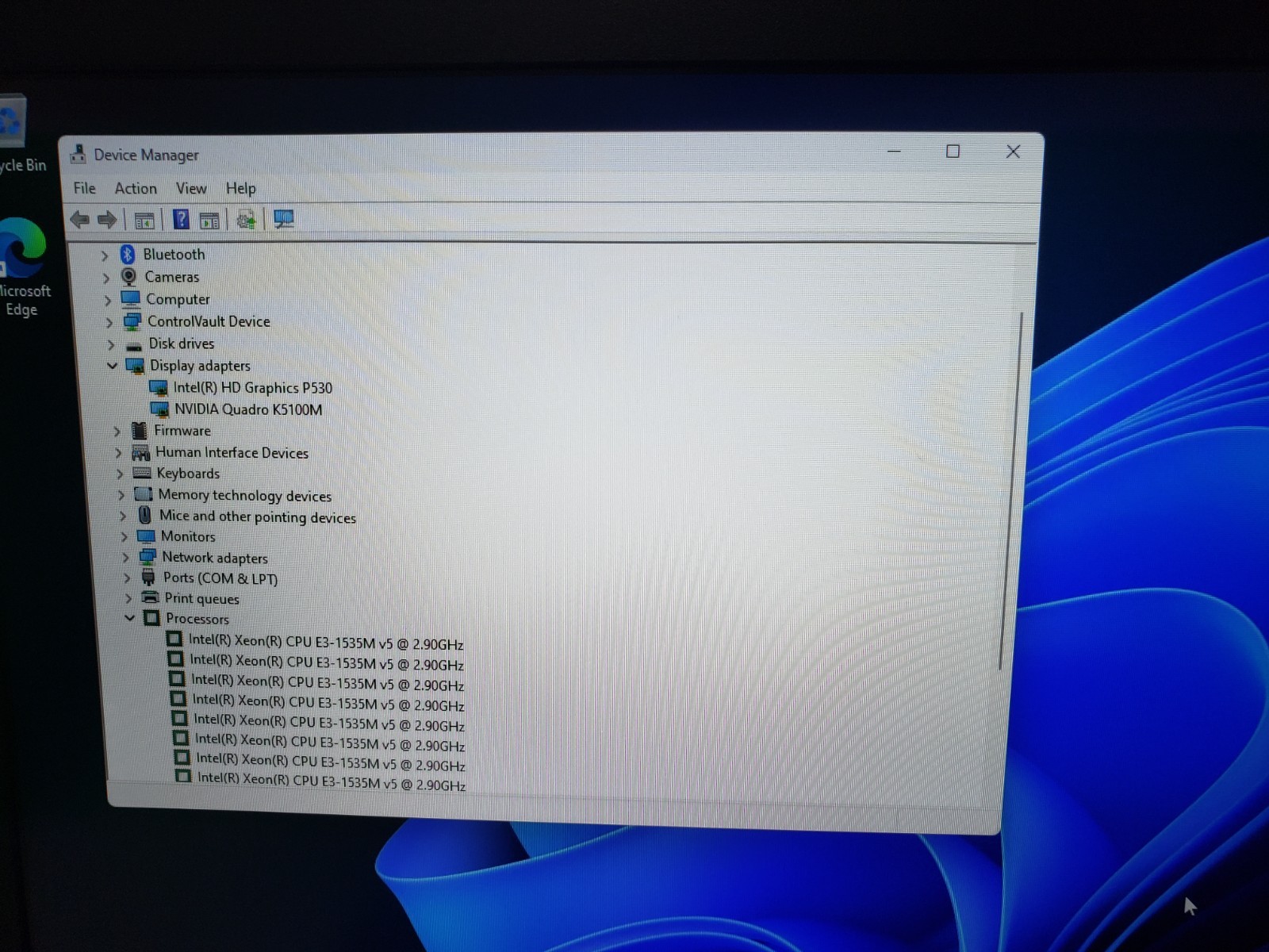 Dell Precision 7710 Laptop 17.3″ FHD Intel Xeon 32GB RAM 256GB SSD 1TB Win11P.