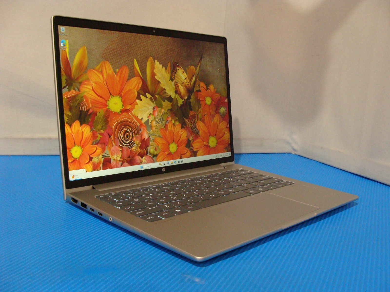 HP ProBook 445 G11 14″FHD+ AMD Ryzen 5 2.9GHZ 16GB 512GB 100ttery WRTY04/2028