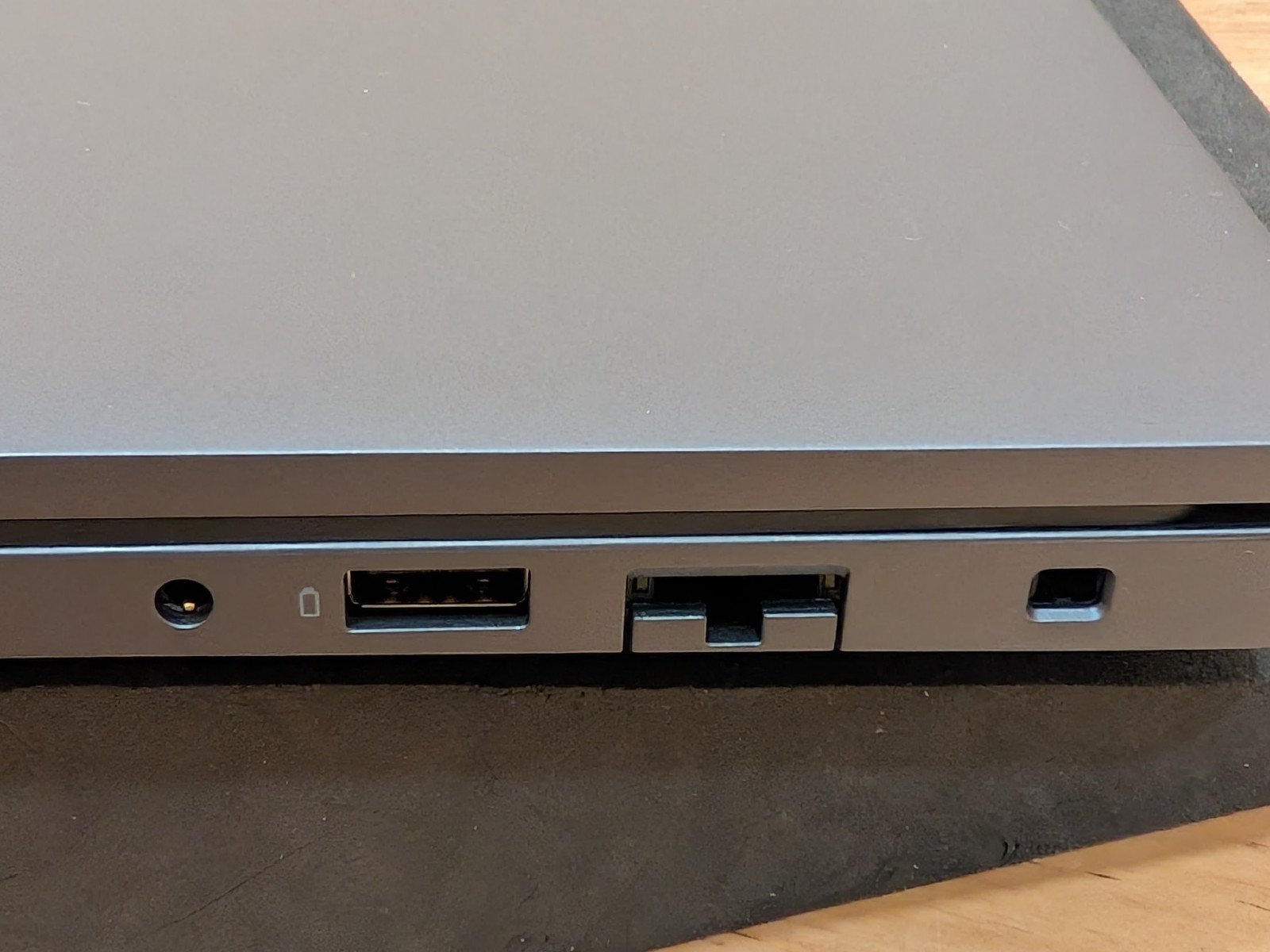 Dell Pro Max 14 MC14250 14″ Core Ultra 7 255H 16GB 512GB SSD Intel Arc Touch