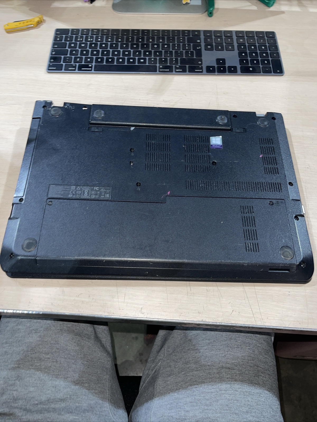 Lenovo ThinkPad E570 Intel Core i5 7th Gen 8gb RAM NO HD
