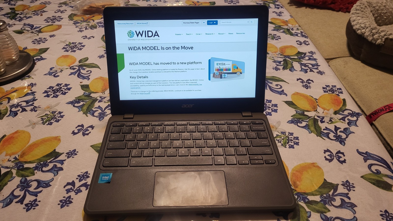 Acer ChromeBook 11.6 inch Intel Celeron N, 2.48GHz, 4GB) Notebook/Laptop