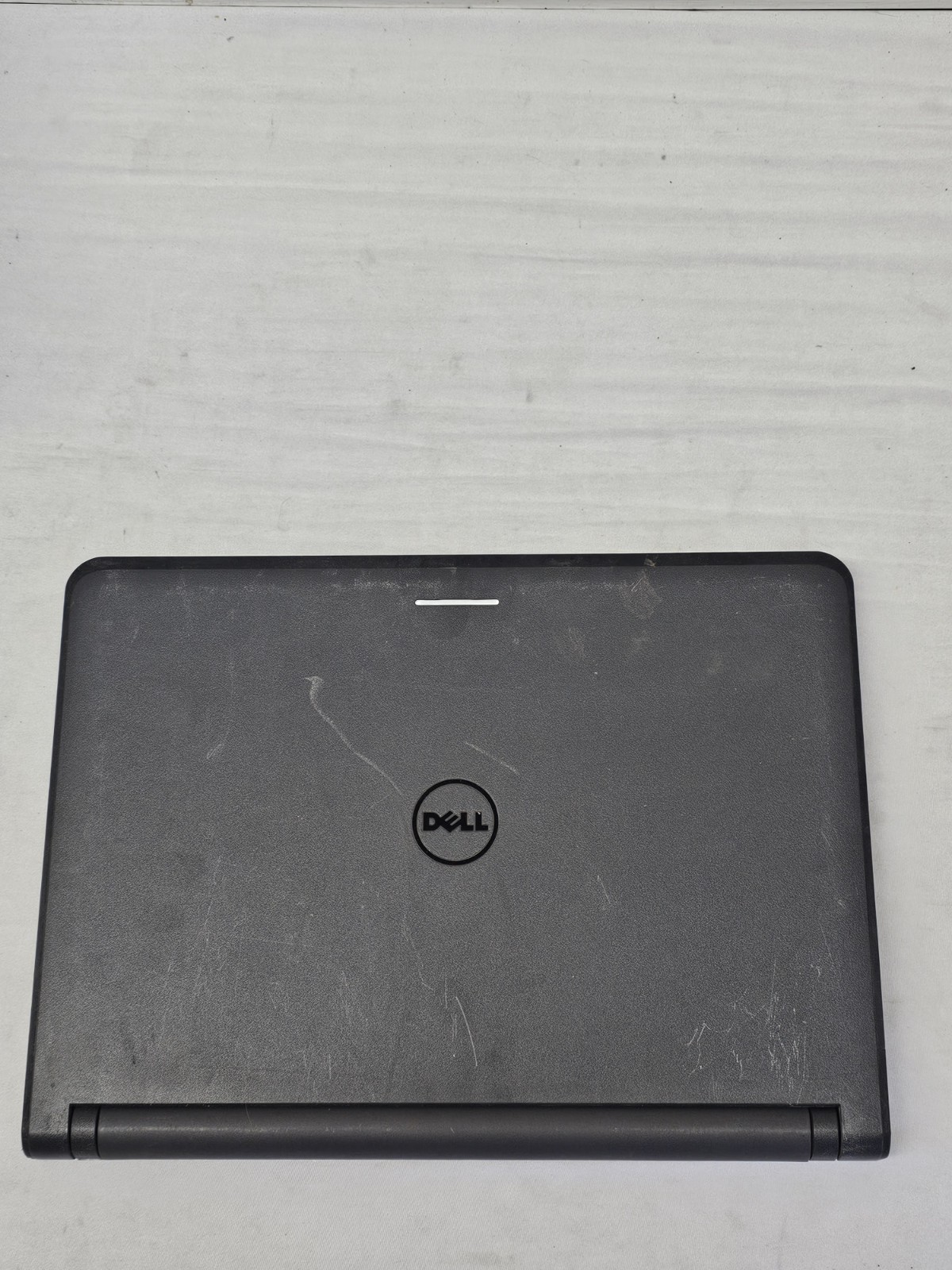 Dell Latitude 3350 Laptop – Celeron 3215u – 4GB RAM – 128GB SSD – Windows 10