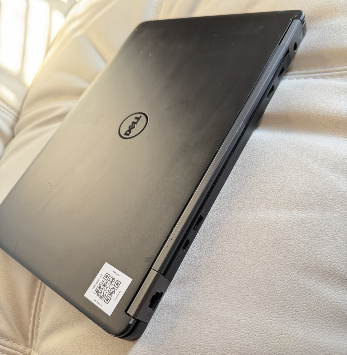 Dell Latitude E7450 14″ Core i7-vPro 2.6GHz 16GB RAM 256GB SSD WIN 11