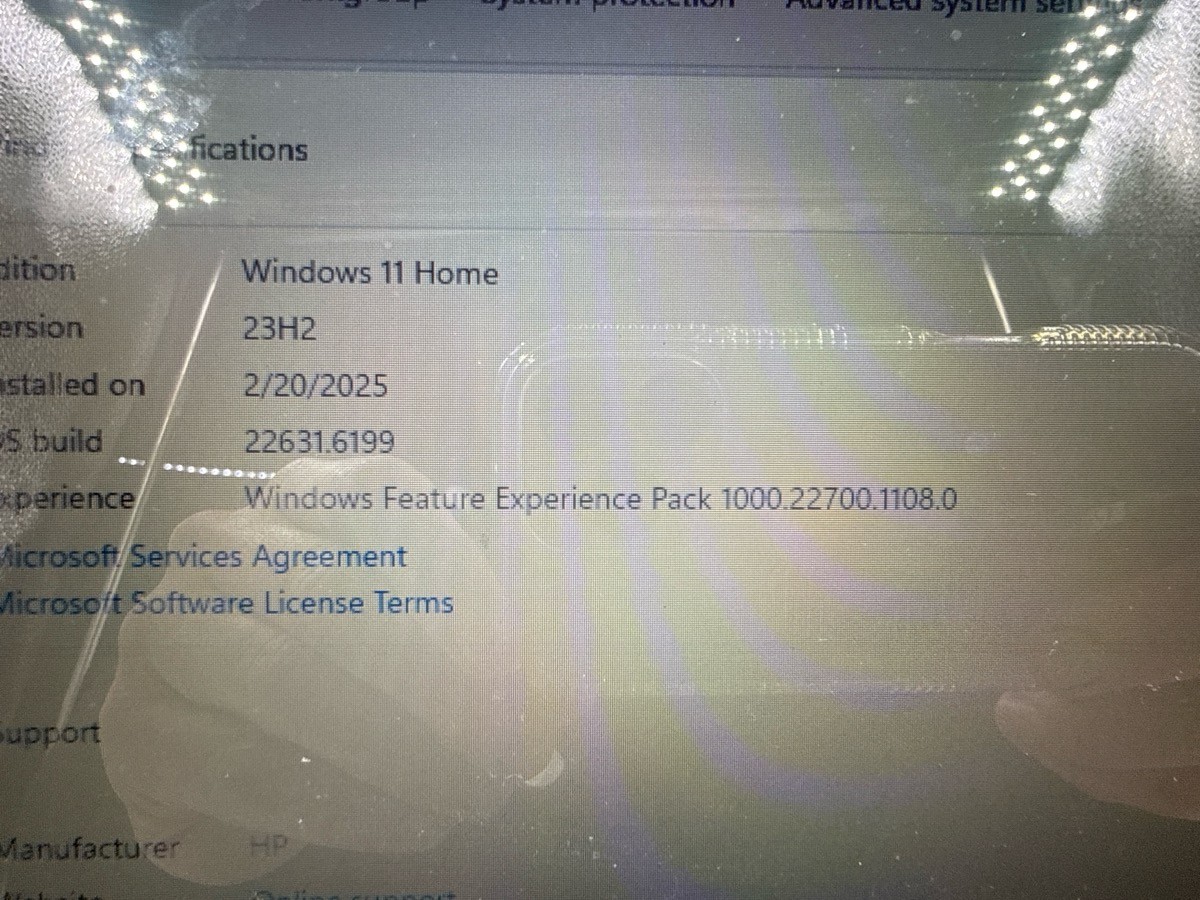 HP 14-DQ2XXX 14? Laptop Intel i3 1115G4 8GB RAM 119GB SSD Windows 11 (MI1075771)