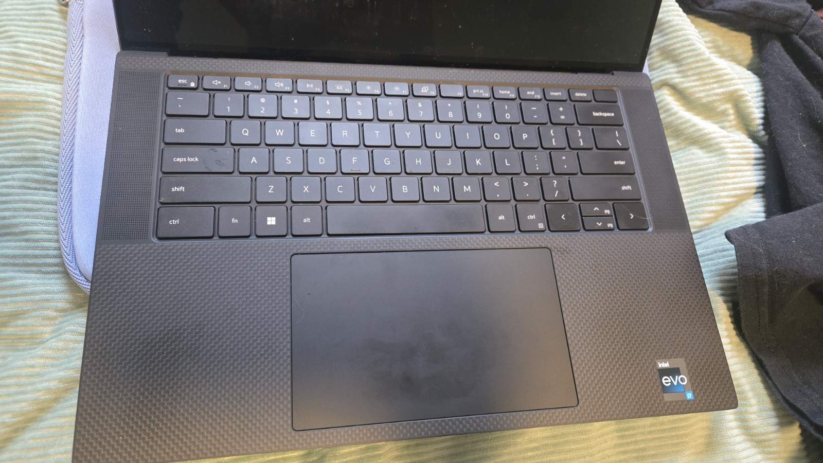 Dell XPS 15 9530 Laptop i7-13700H RTX 4050 16GB 580GB SSD Win11 Silver