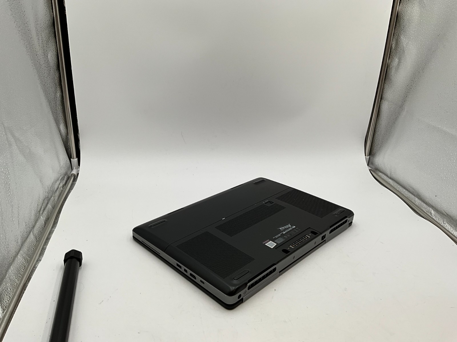DELL Precision 7520 i7-6820HQ 32gb 512gb M1200 15.6″ LAPTOP 77CWPQ2