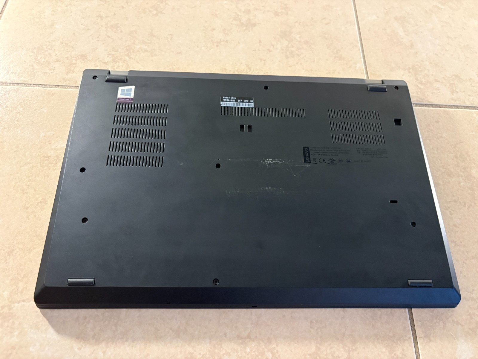 Lenovo ThinkPad T590 i7-8565U 16GB RAM 512GB SSD Windows 11 Pro 15.6″ Laptop