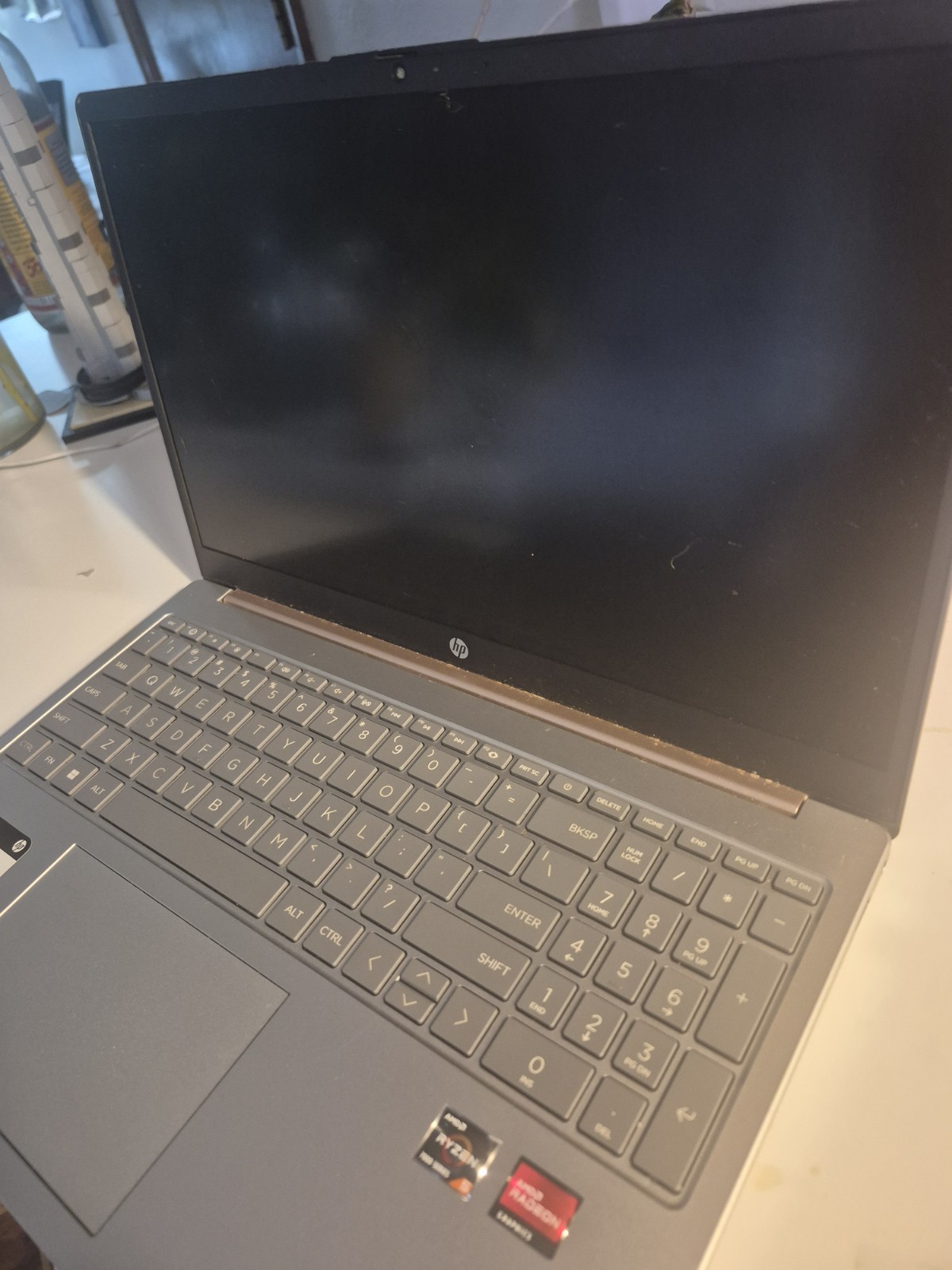 used excellent HP 15.6″ FHD Laptop, AMD Ryzen 5 8GB 256GB 15-fc0039wm Win11 PINK