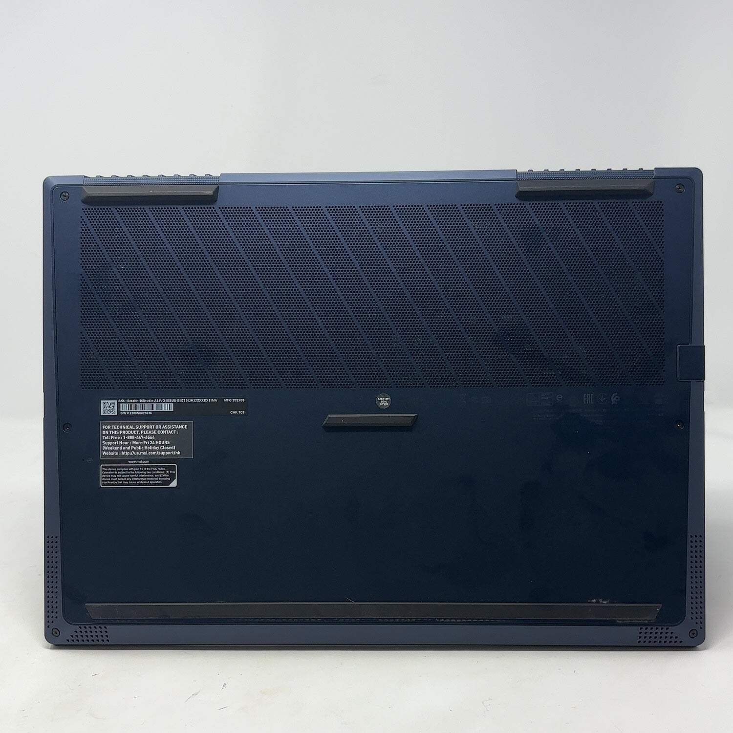 MSI Stealth 16 Studio A13V 16″ i7-13620H 32GB RAM 1TB SSD GeForce RTX 4070