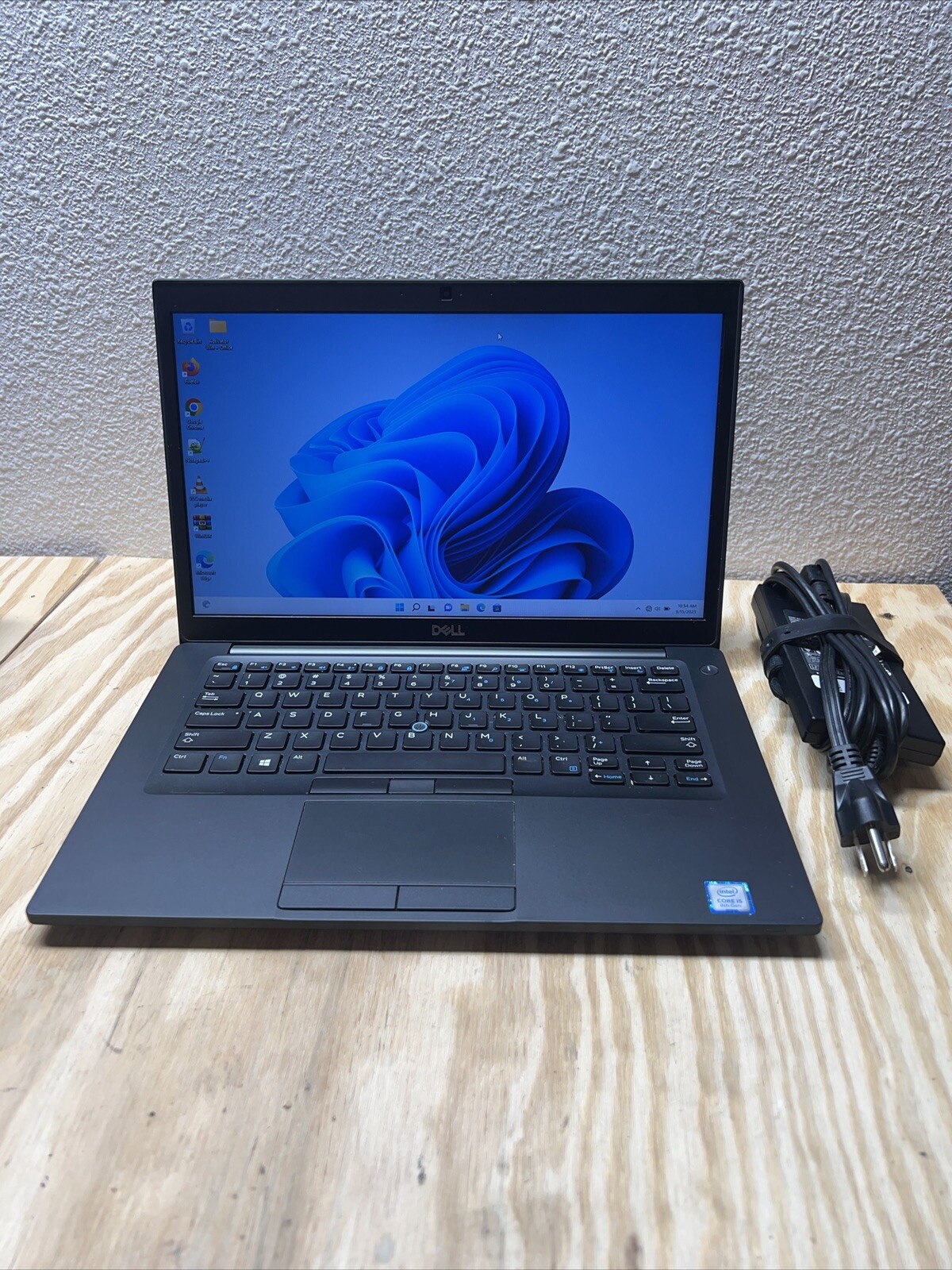 Dell Latitude 14″ 7480 Laptop Core i5-7200U 8GB 256GB SSD Windows 11 Webcam